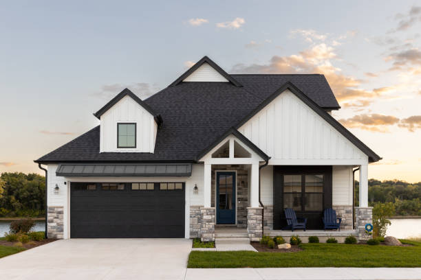 Best Asphalt Shingles Roofing  in Ravenna, OH
