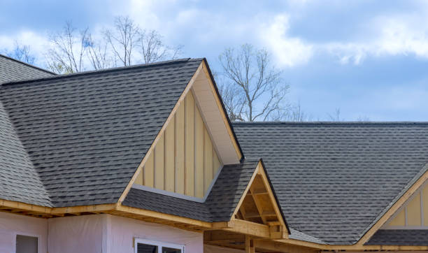 Best Flat Roofing  in Ravenna, OH